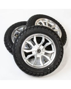 Vinterhjul Med Fälg Friktion Leijona 1200 & 1300