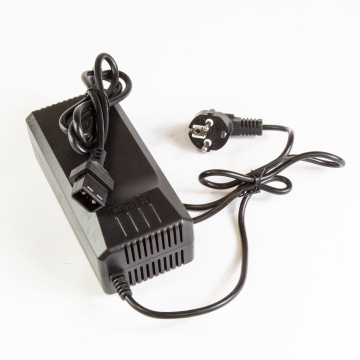 Laddare 60V (Max 71.4v) 4A Piccolo 2025-