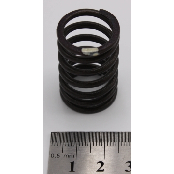 Spring, valve outer