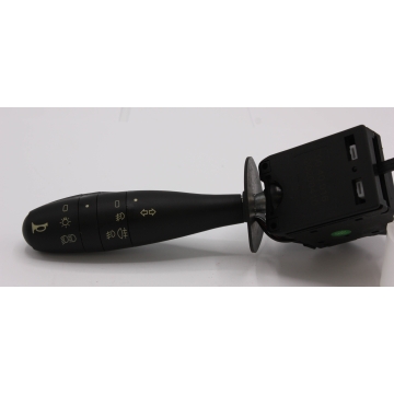 spare parts type Ljusvred / Blinkerarm Med Dimljus Fram Och Bak Och Horn Moped från , CH40