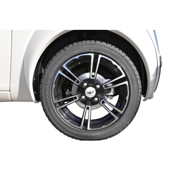 categories  Fälg Aluminium Svart / Silver 4,5x15 Moped från , CH26, CH28, CH40