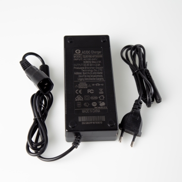 Batteriladdare
