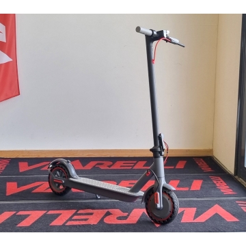 OUTLET Elsparkcykel Urban Mobility T4 Pro 350W 30 km/h