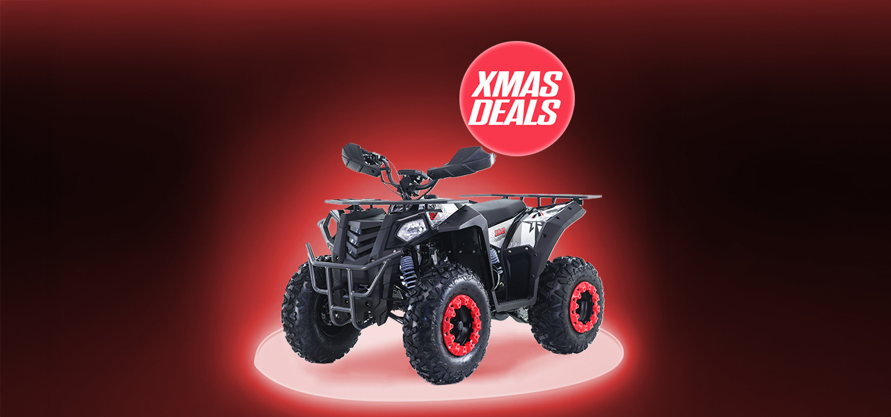 Stor ATV i actionfylld k&ouml;rning i terr&auml;ng